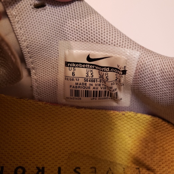 👟Womens Nike Free Livestrong Runners - Picture 6 of 6